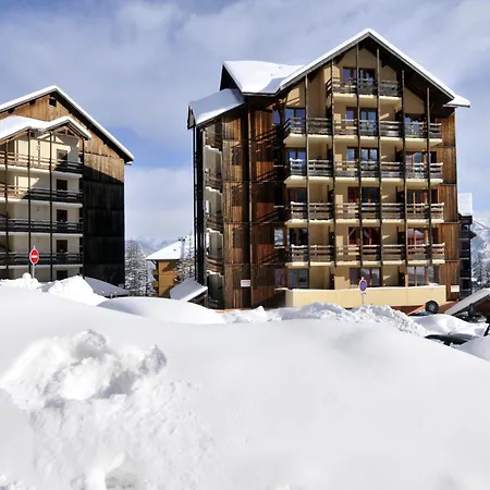 Aparthotel Castor & Pollux 3*
