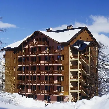 Aparthotel Castor & Pollux