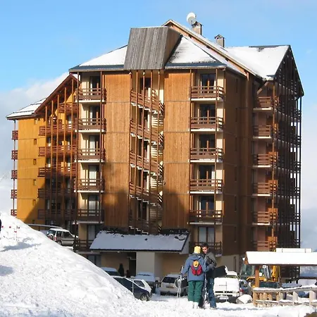 Castor & Pollux Aparthotel 3*