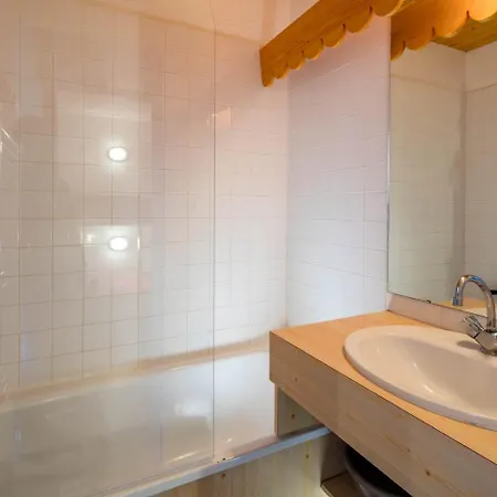 Castor & Pollux Aparthotel 3*